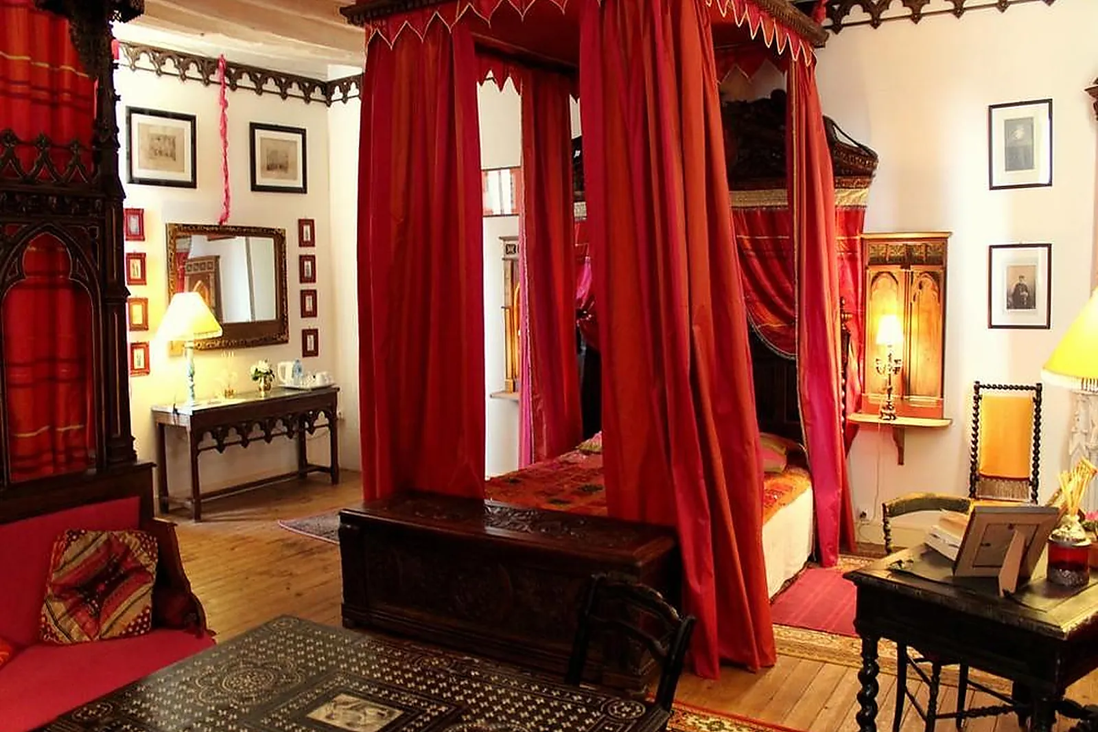 Lieux événementiels, CHÂTEAU CHAMBIERS