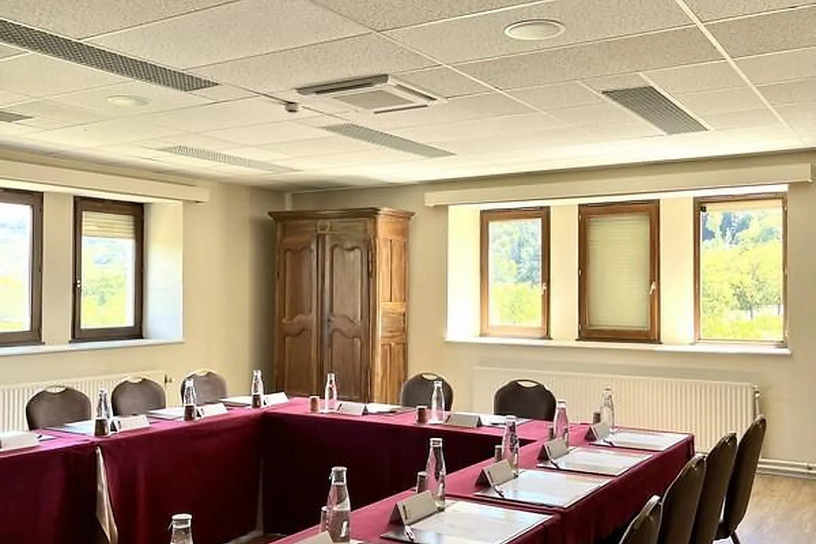 Lieux événementiels, CHÂTEAU CHAPEAU CORNU