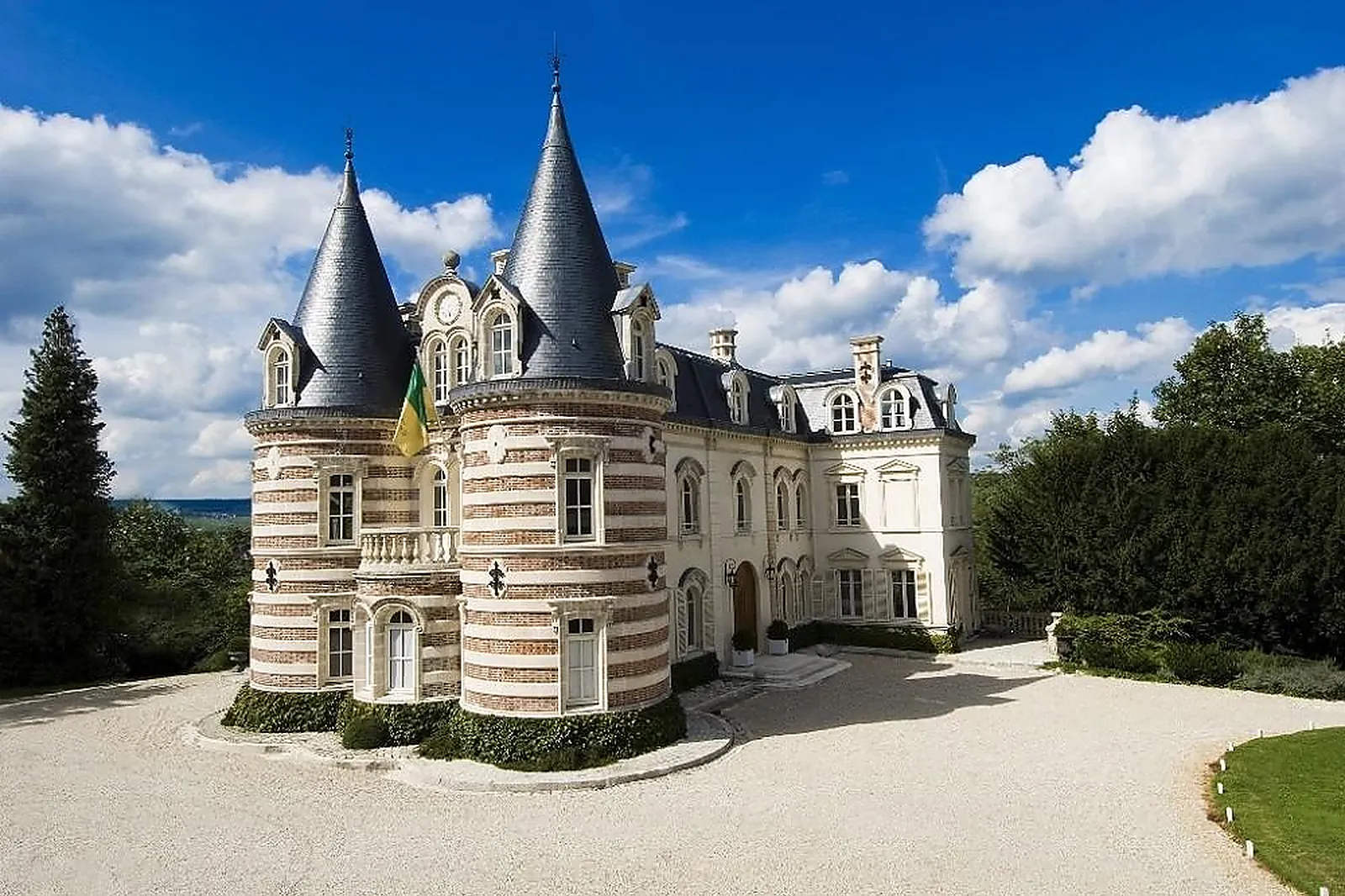Lieux événementiels, CHÂTEAU COMTESSE LAFOND