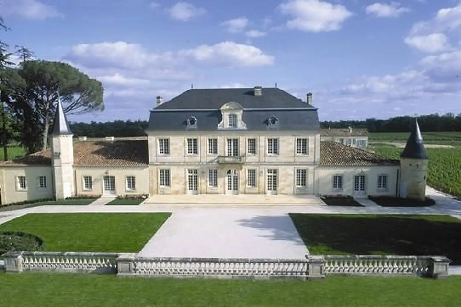 Lieux événementiels, CHÂTEAU COUHINS LURTON