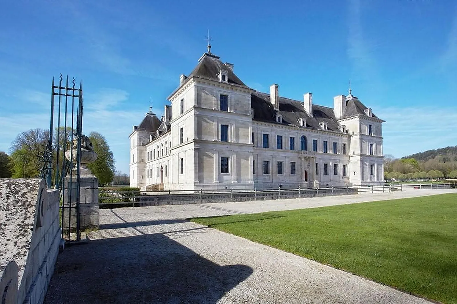 Lieux événementiels, CHATEAU D'ANCY-LE-FRANC