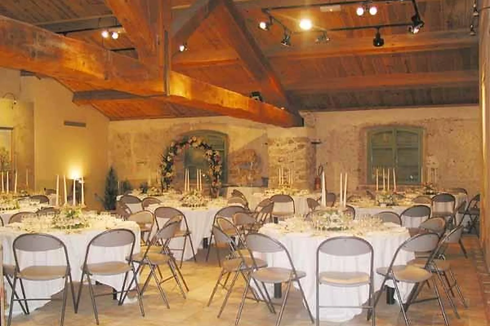 Lieux événementiels, CHÂTEAU DE VAUGRENIER