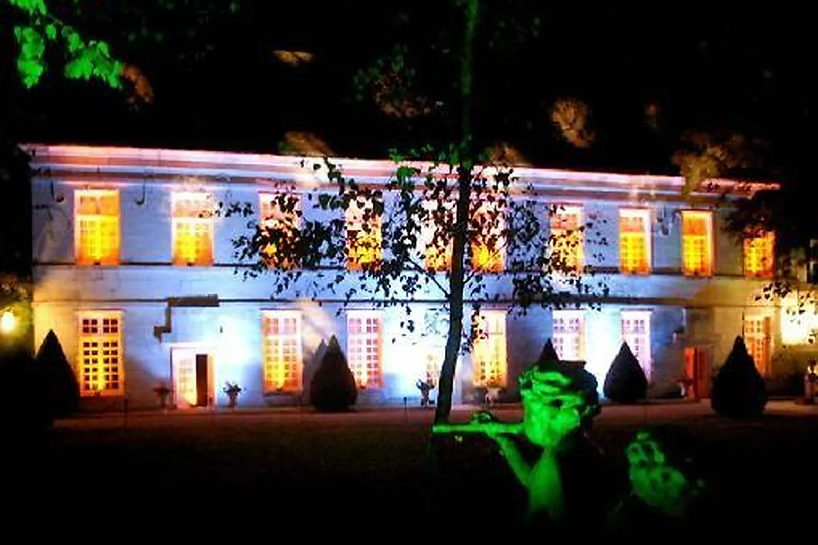 Lieux événementiels, CHÂTEAU DE VIVIERS