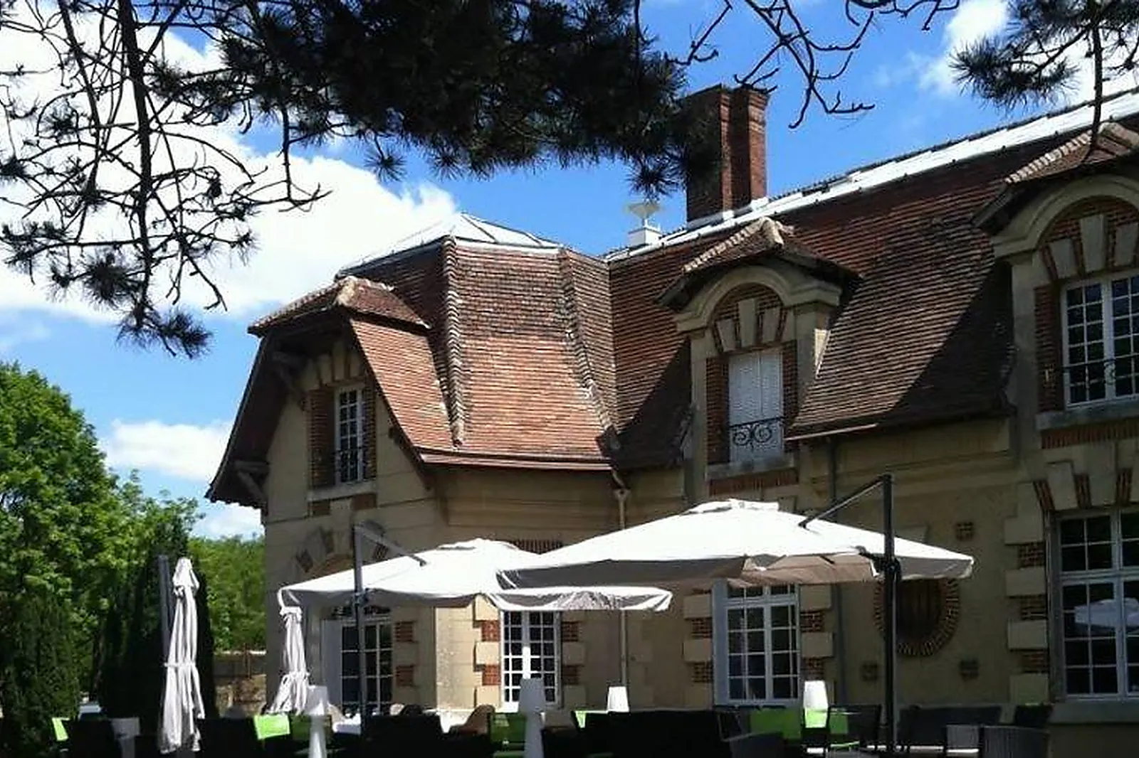 Lieux événementiels, CHÂTEAU EPHÉMÈRE