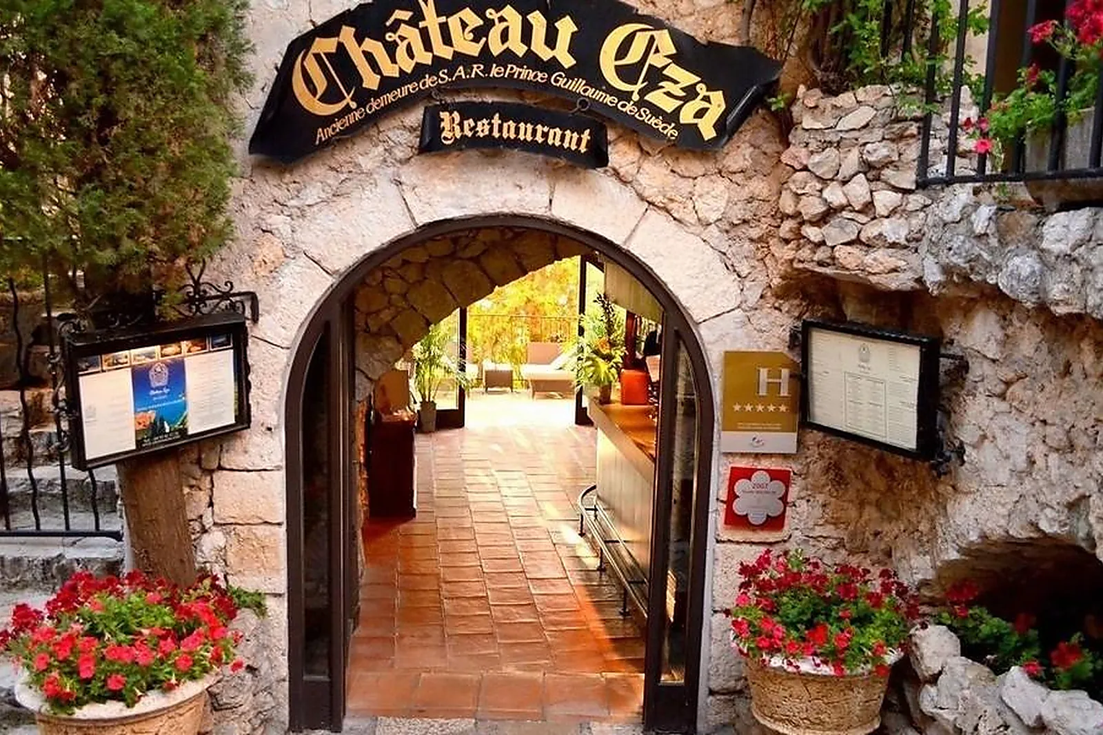 Lieux événementiels, CHÂTEAU EZA