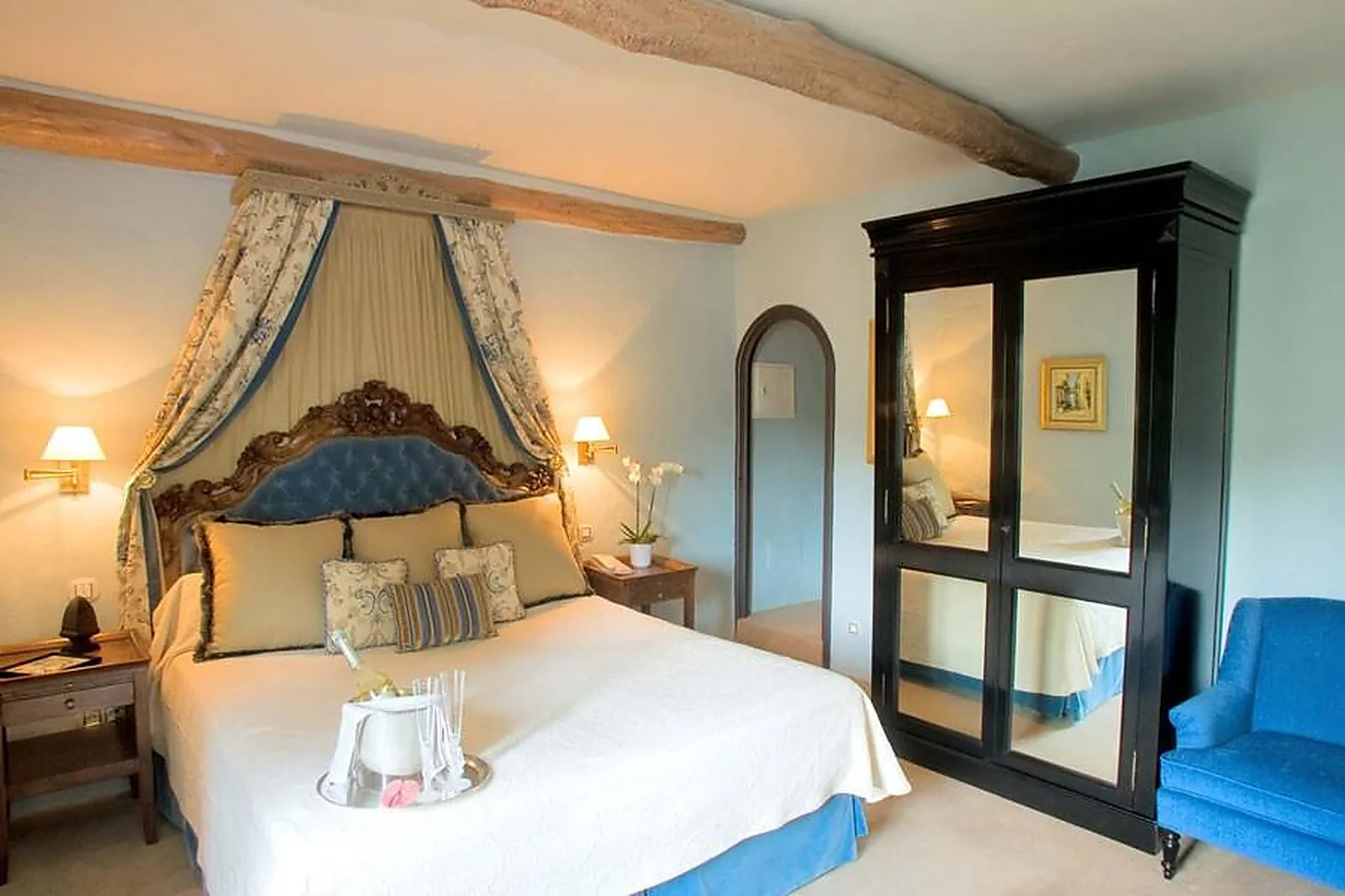 Lieux événementiels, CHÂTEAU EZA