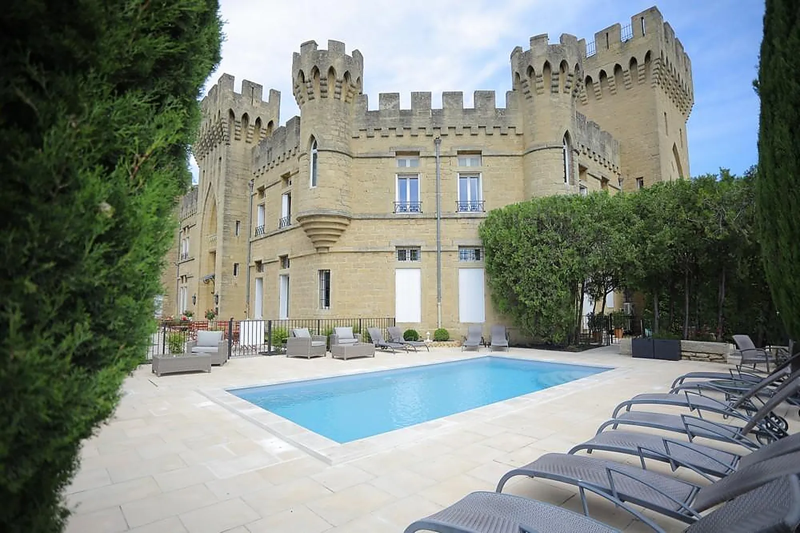 Lieux événementiels, CHÂTEAU FINES ROCHES
