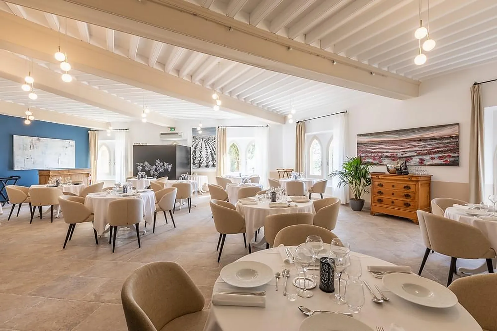 Lieux événementiels, CHÂTEAU FINES ROCHES