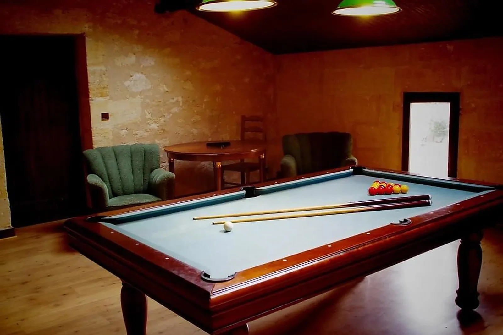 Lieux événementiels, CHÂTEAU FLEUR DE ROQUES