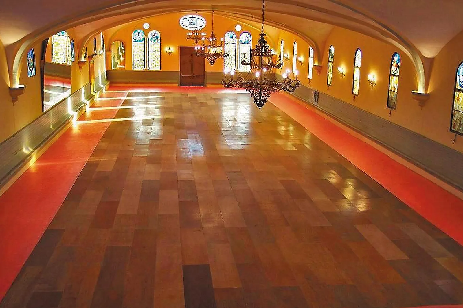 Lieux événementiels, CHÂTEAU FONT DU BROC