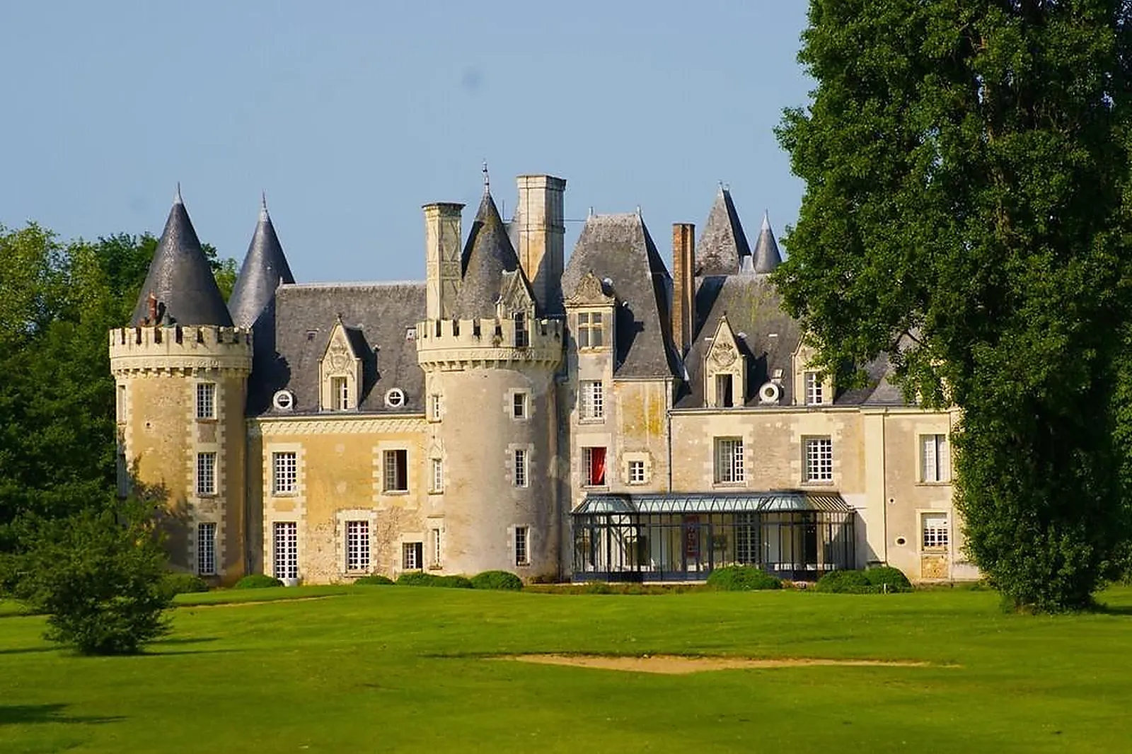 Lieux événementiels, CHATEAU GOLF DES SEPT TOURS