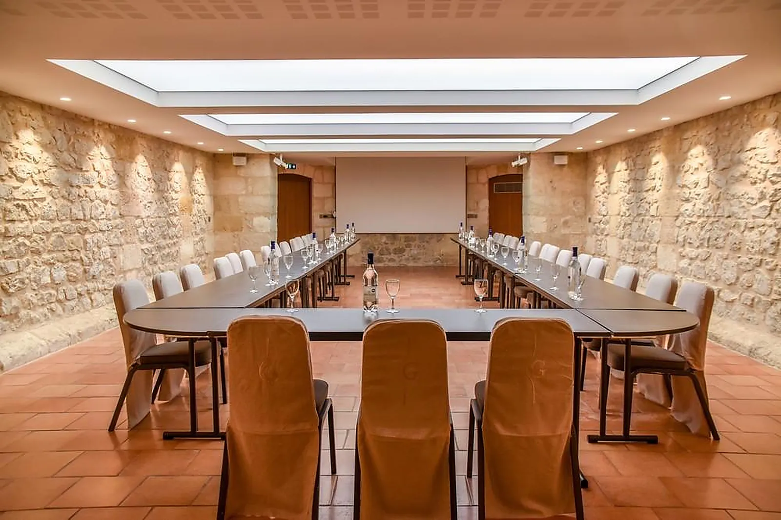 Lieux événementiels, CHÂTEAU GRATTEQUINA