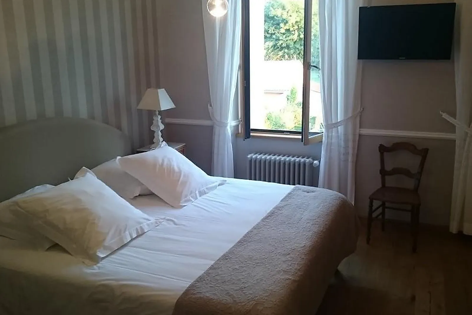 Lieux événementiels, CHÂTEAU HAUT BOURCIER