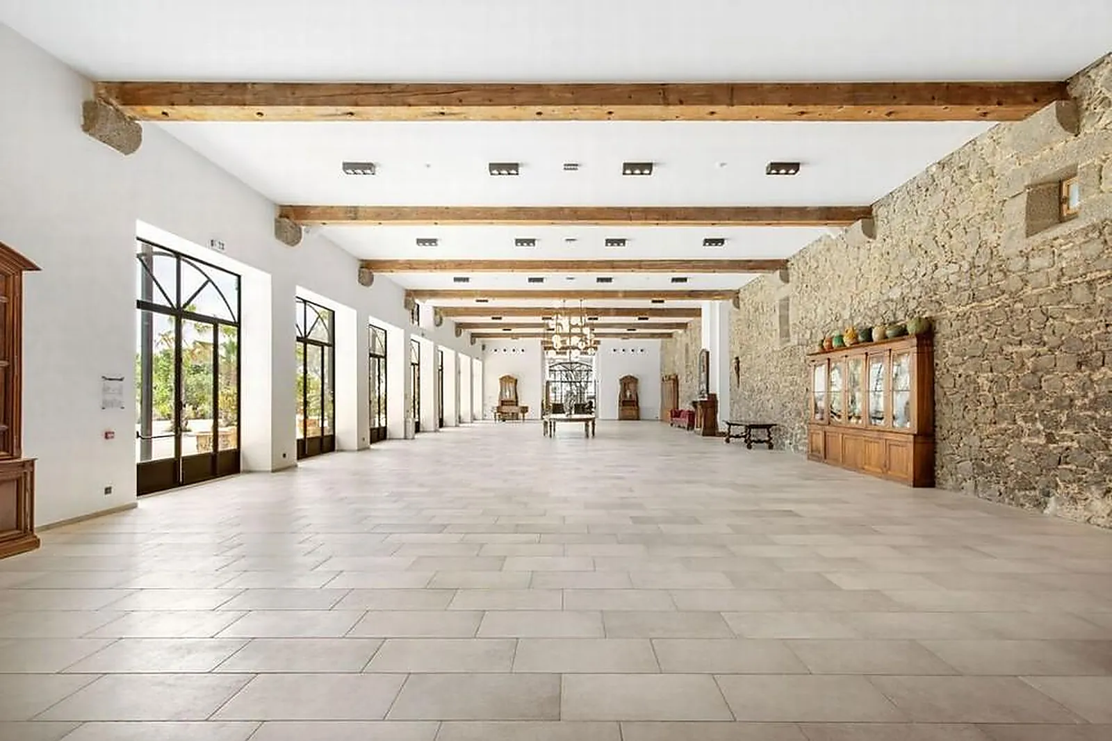 Lieux événementiels, CHÂTEAU HERMITAGE DE COMBAS