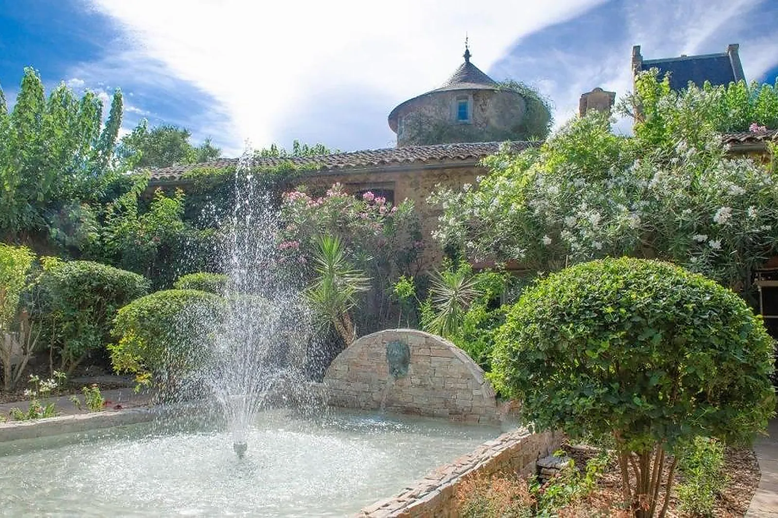 Lieux événementiels, CHÂTEAU HERMITAGE DE COMBAS