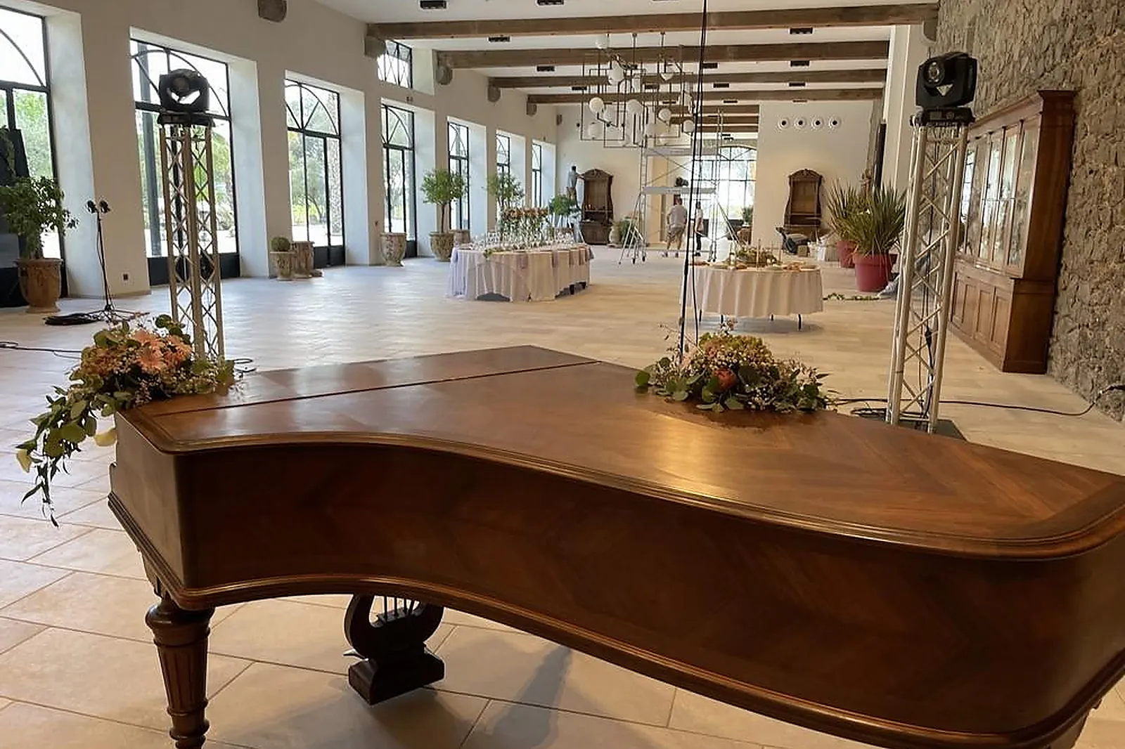 Lieux événementiels, CHÂTEAU HERMITAGE DE COMBAS