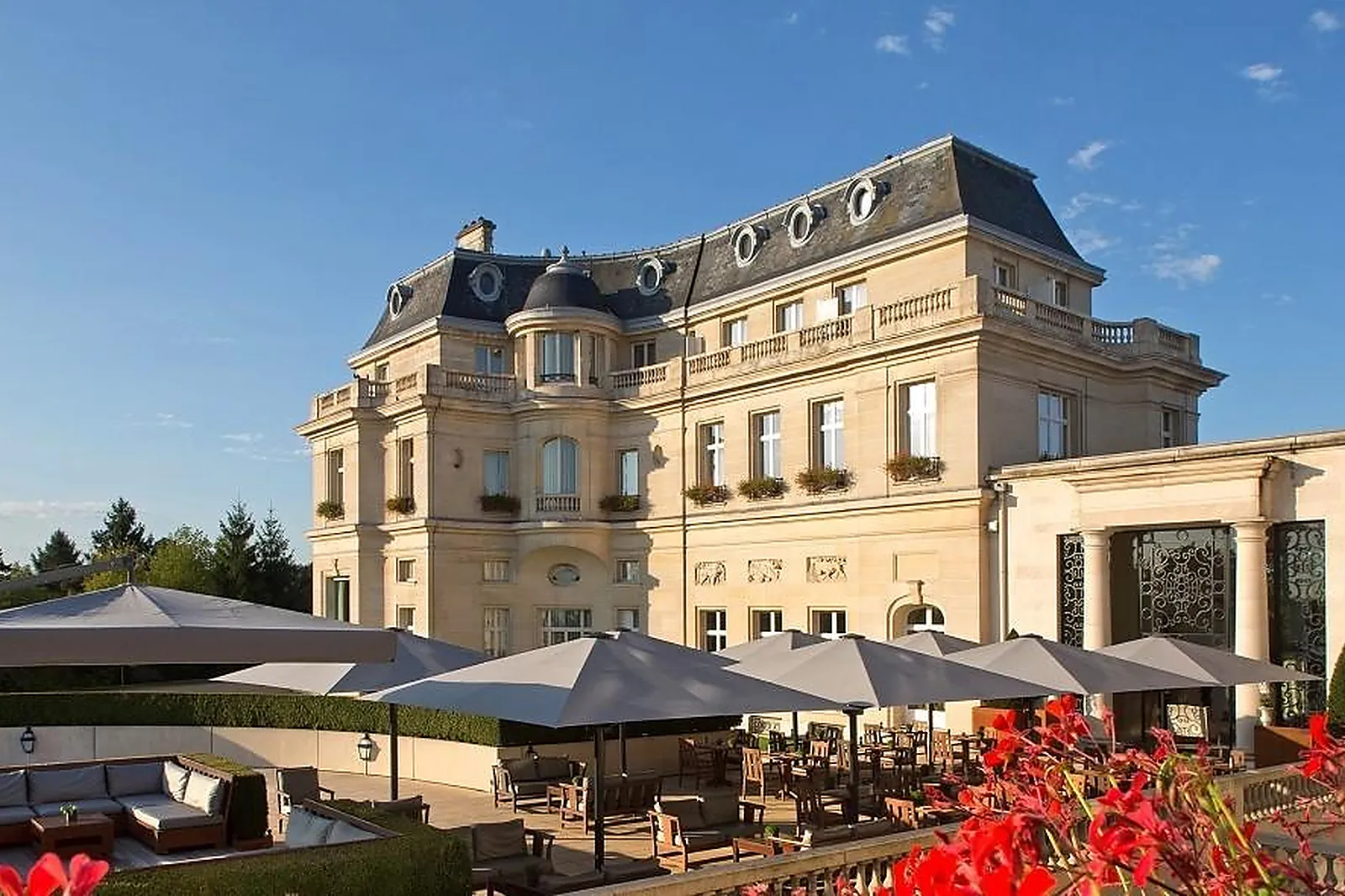 Lieux événementiels, CHÂTEAU HOTEL MONT ROYAL CHANTILLY