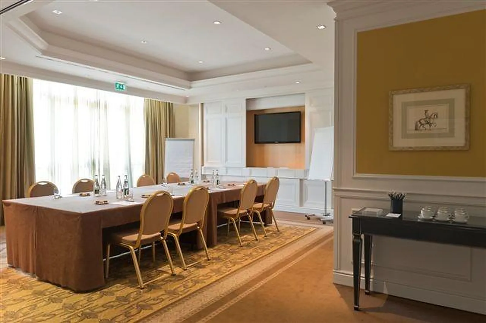 Lieux événementiels, CHÂTEAU HOTEL MONT ROYAL CHANTILLY