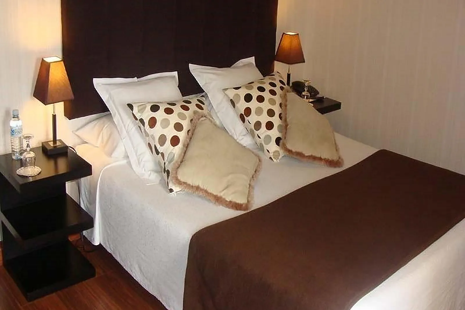 Lieux événementiels, CHÂTEAU ISABEAU DE NAUJAN