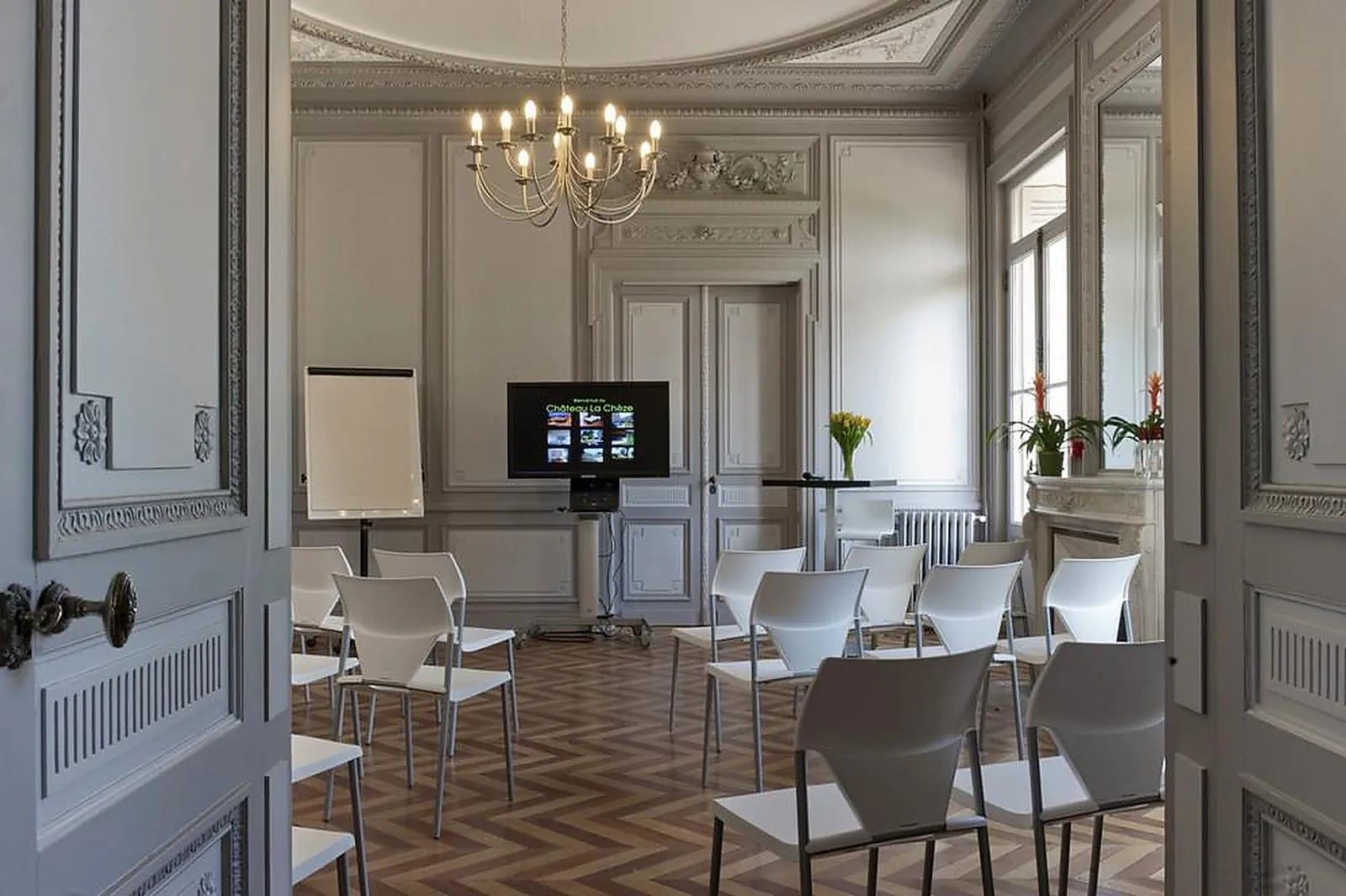 Lieux événementiels, CHATEAU LA CHÈZE