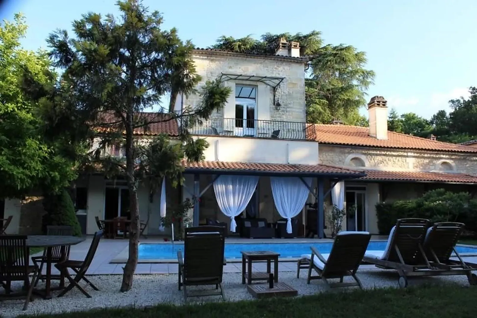 Lieux événementiels, CHÂTEAU LA MOUNE