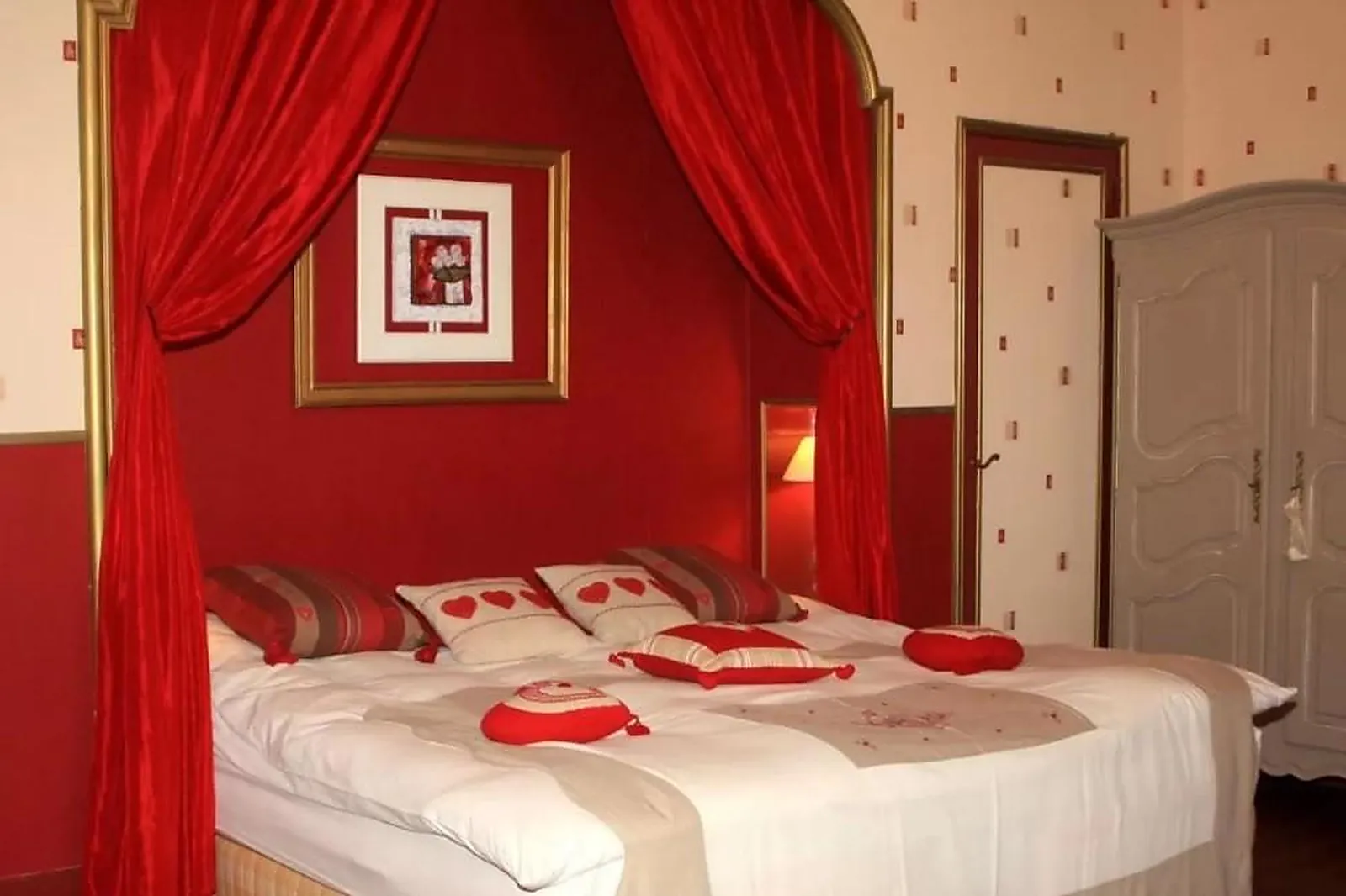 Lieux événementiels, CHÂTEAU LA MOUNE