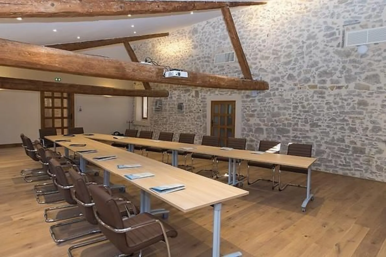 Lieux événementiels, CHÂTEAU LA ROQUE