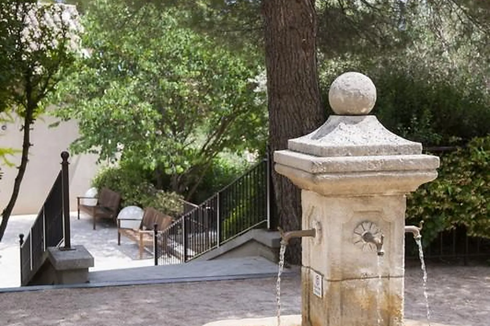 Lieux événementiels, CHÂTEAU LA TOUR VAUCROS