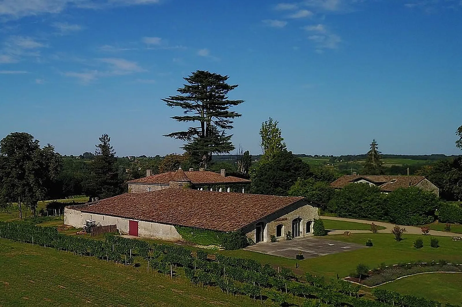 Lieux événementiels, CHÂTEAU LARDIER