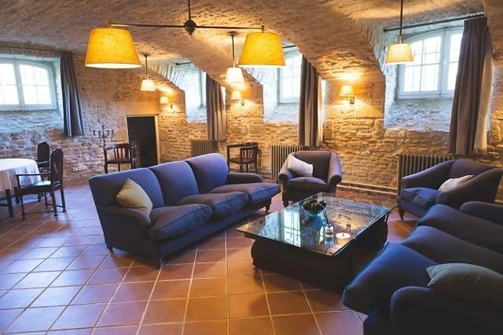 Lieux événementiels, CHÂTEAU LAVERDINES