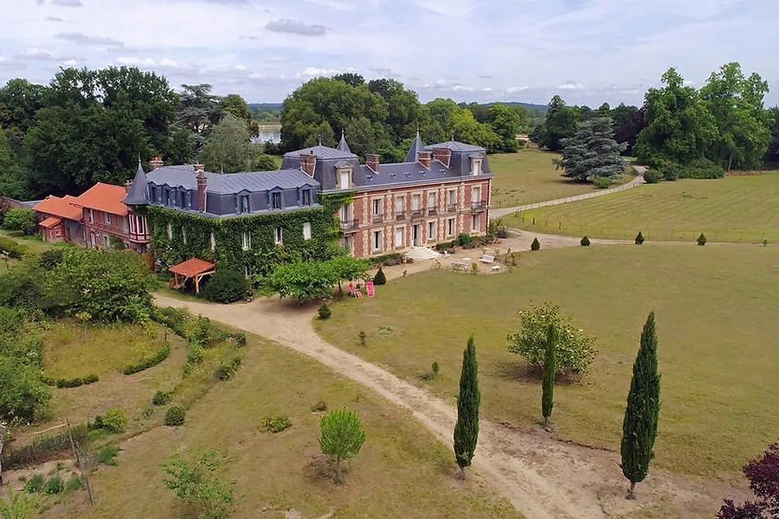 Lieux événementiels, CHÂTEAU LE QUESNOY