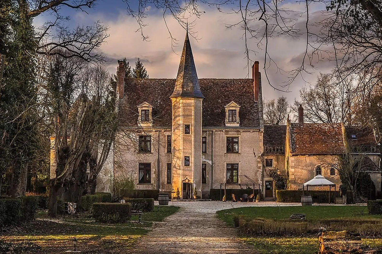 Lieux événementiels, CHÂTEAU LE SALLAY