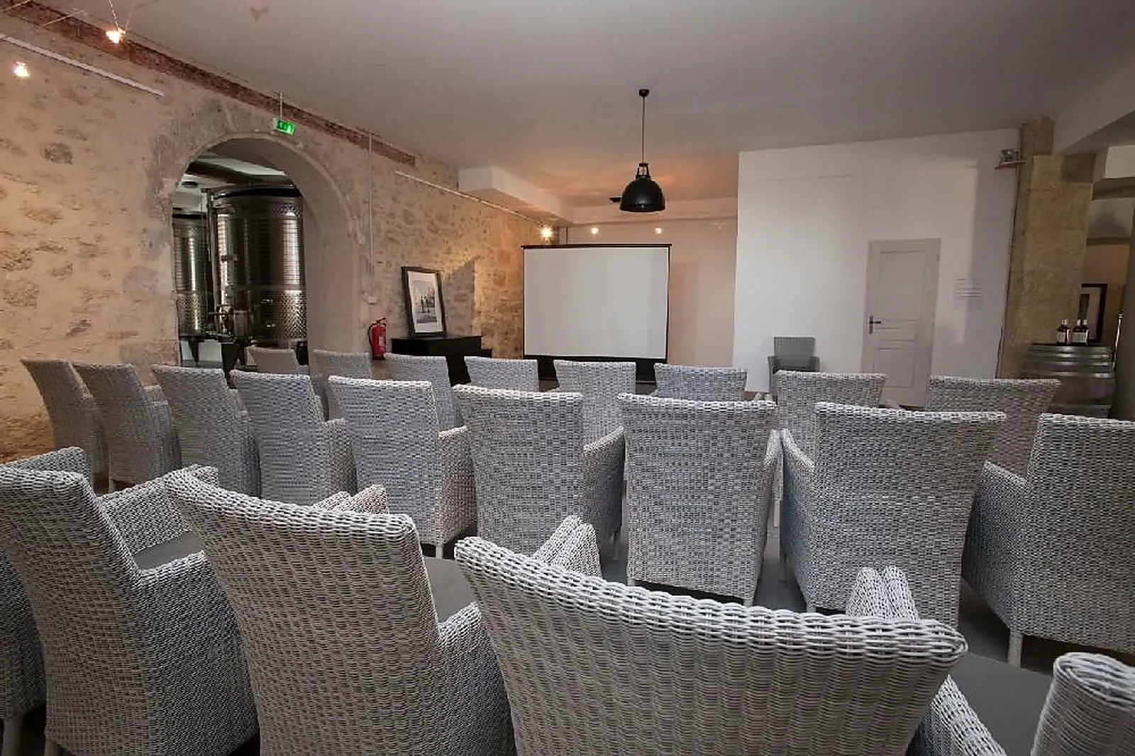 Lieux événementiels, CHÂTEAU LES CARRASSES