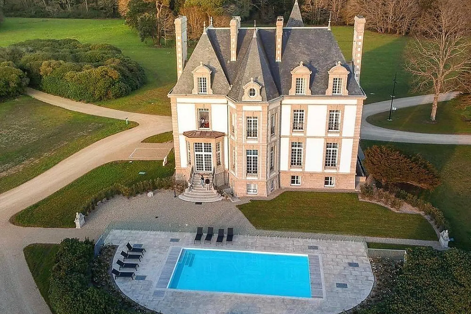 Lieux événementiels, CHÂTEAU LES GARENNES