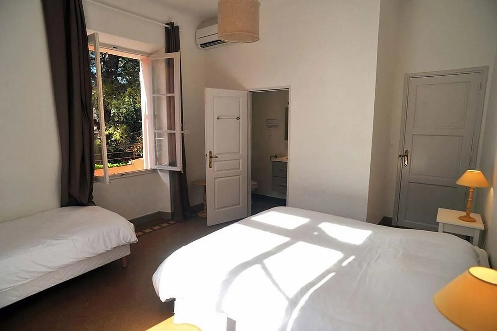 Lieux événementiels, CHÂTEAU MARAVENNE