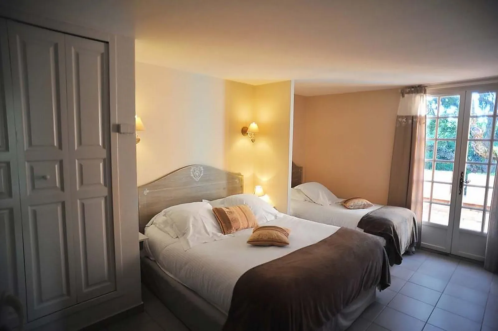 Lieux événementiels, CHÂTEAU MARAVENNE