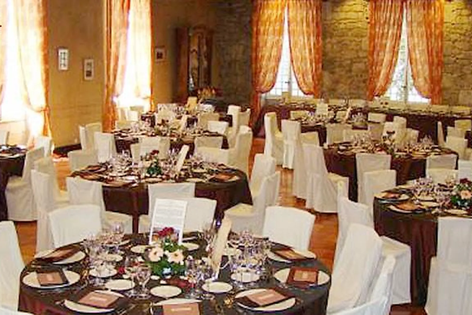 Lieux événementiels, CHÂTEAU MONBAZILLAC