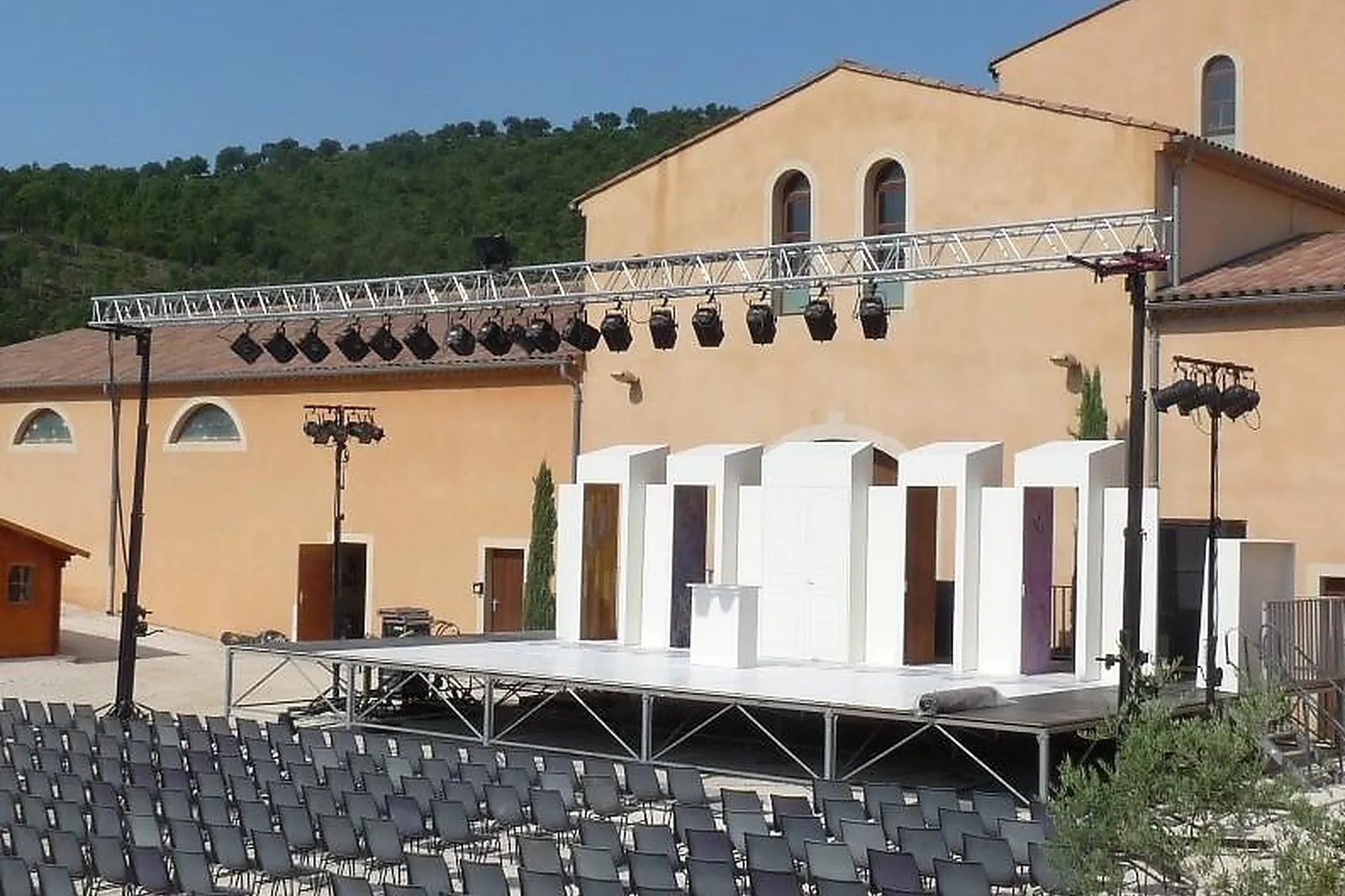Lieux événementiels, CHÂTEAU PAS DU CERF