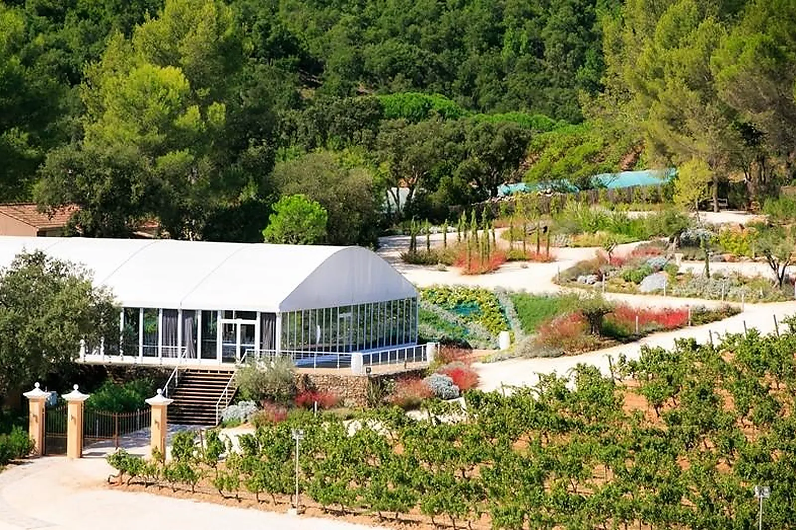 Lieux événementiels, CHÂTEAU PAS DU CERF