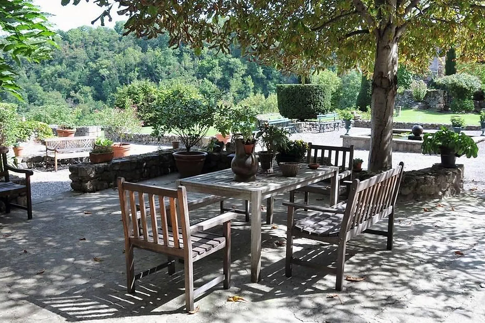 Lieux événementiels, CHÂTEAU ROYAL DE SAINT SATURNIN