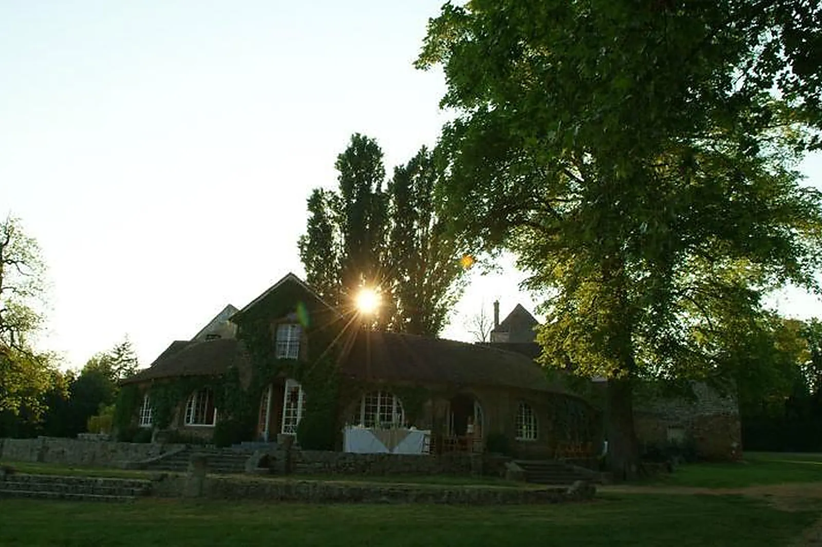 Lieux événementiels, CHÂTEAU ROYAL DU VIVIER