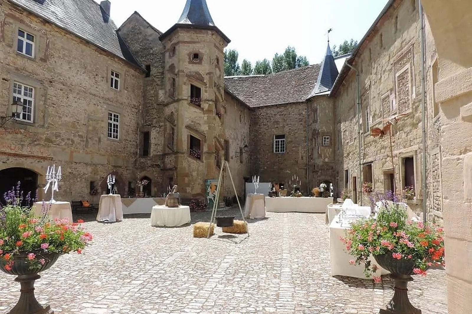 Lieux événementiels, CHÂTEAU SAINT SIXTE