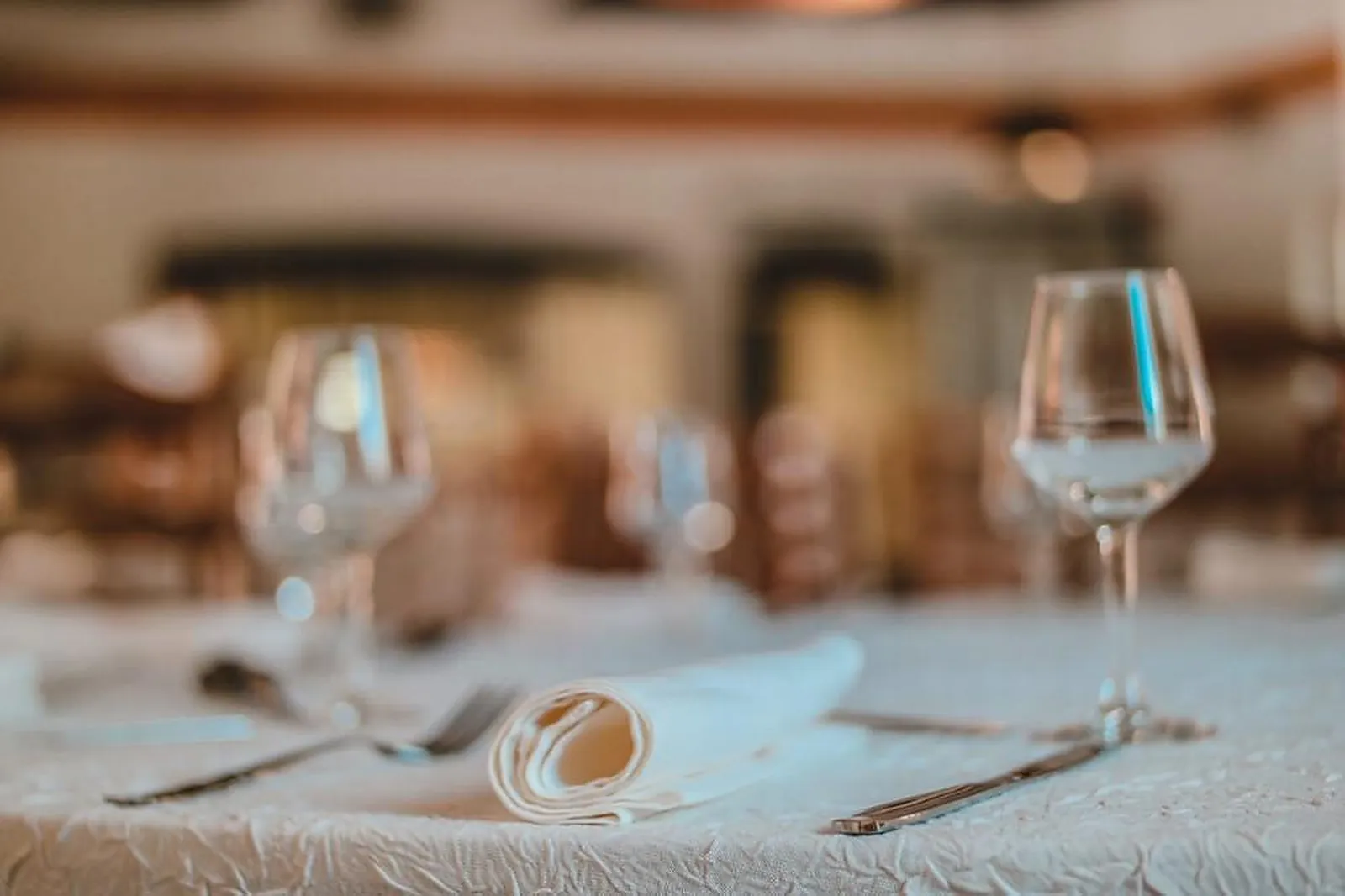 Lieux événementiels, CHÂTEAU SAINTE-CROIX