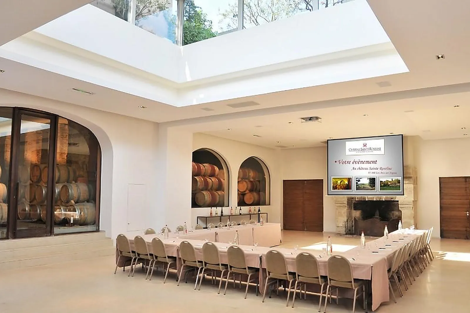 Lieux événementiels, CHATEAU SAINTE-ROSELINE