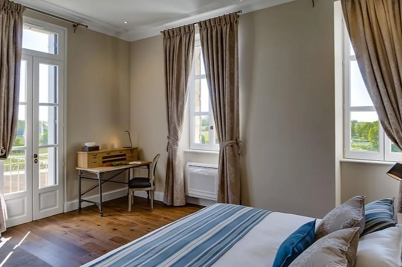 Lieux événementiels, CHÂTEAU TOUR SAINT-CHRISTOPHE