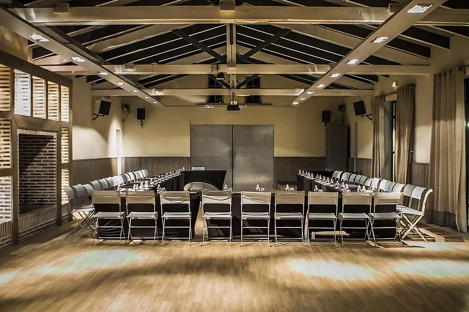 Lieux événementiels, CHÂTEAU VAL JOANIS