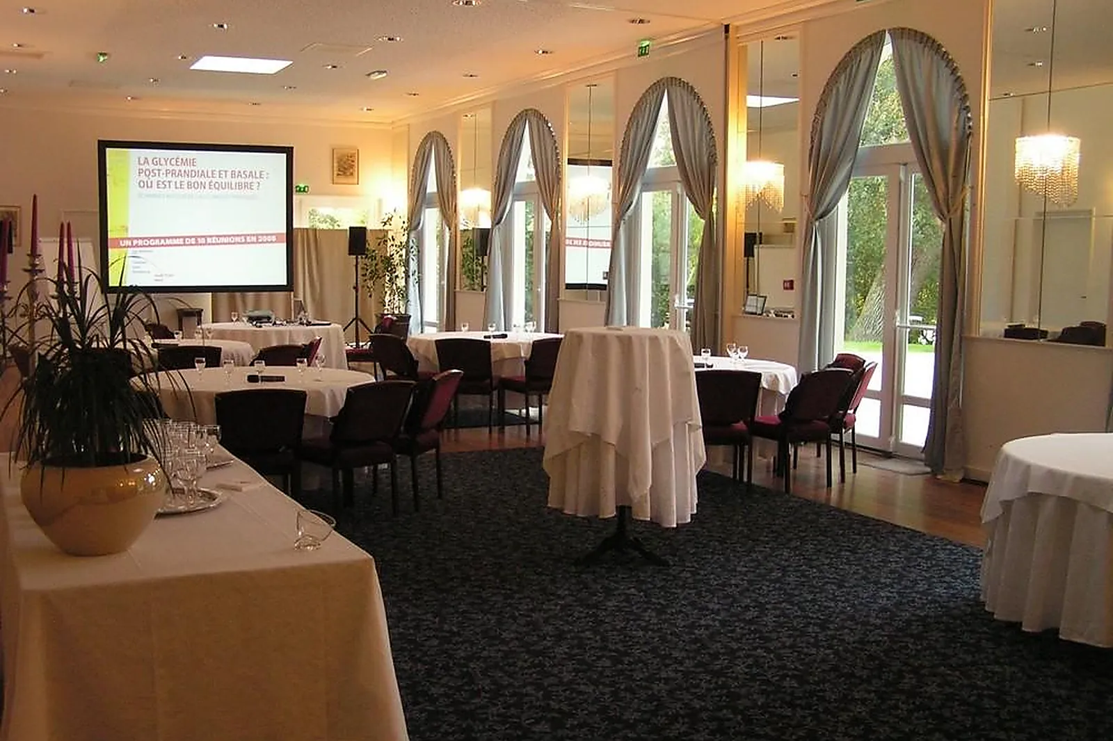 Lieux événementiels, CHATEAU D'APIGNE