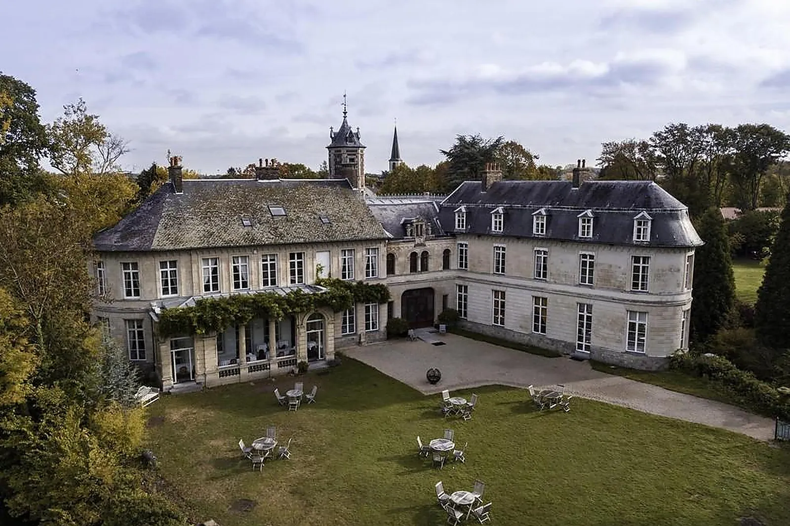 Lieux événementiels, CHÂTEAU D'AUBRY DU HAINAUT