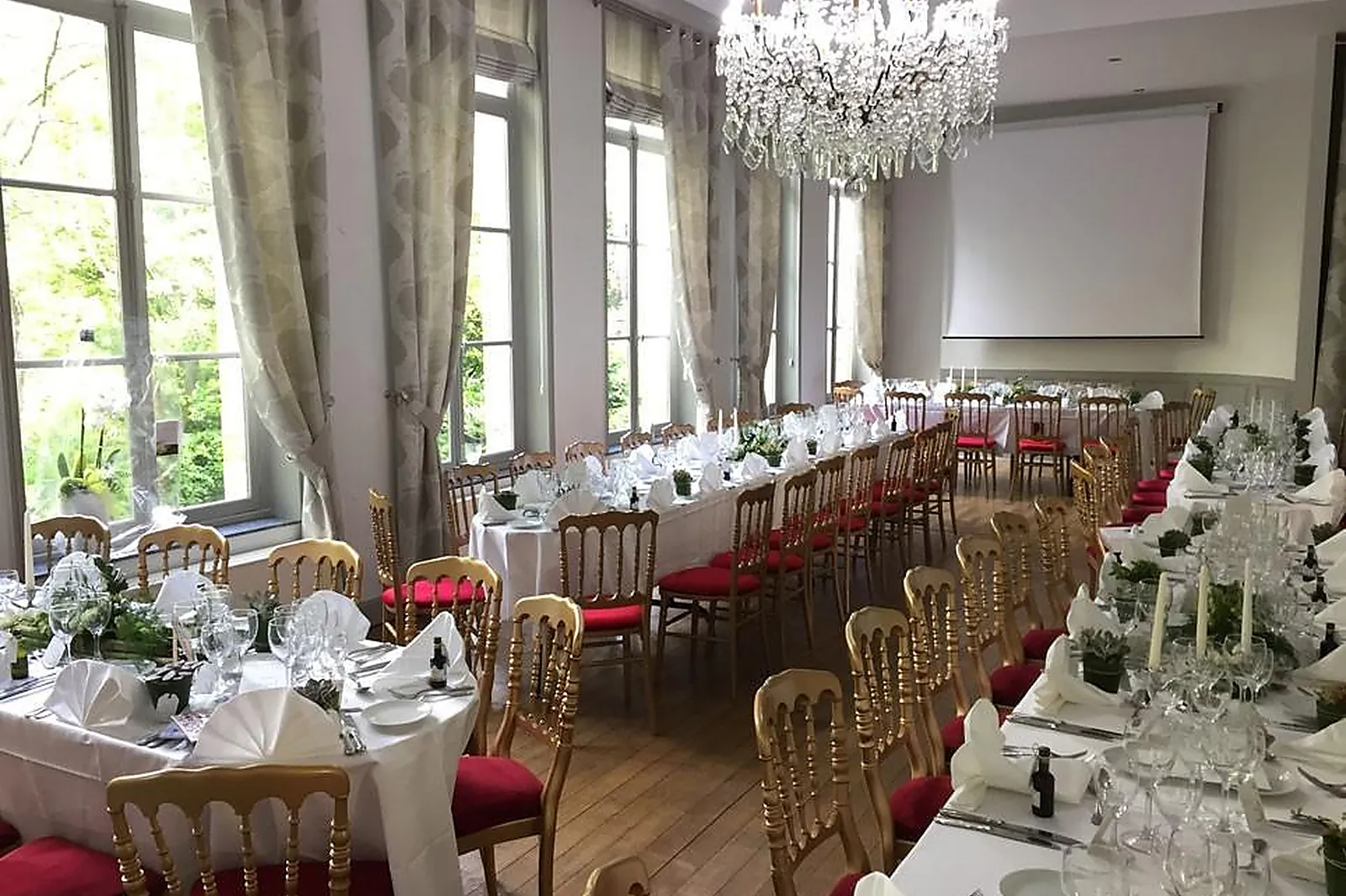 Lieux événementiels, CHÂTEAU D'AUBRY DU HAINAUT