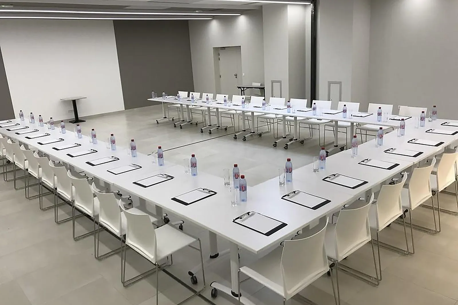 Lieux événementiels, CHÂTEAU D'AUVERS